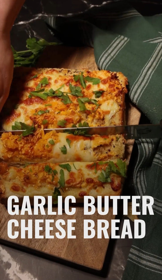 GARLIC CHEESE BREAD⁠